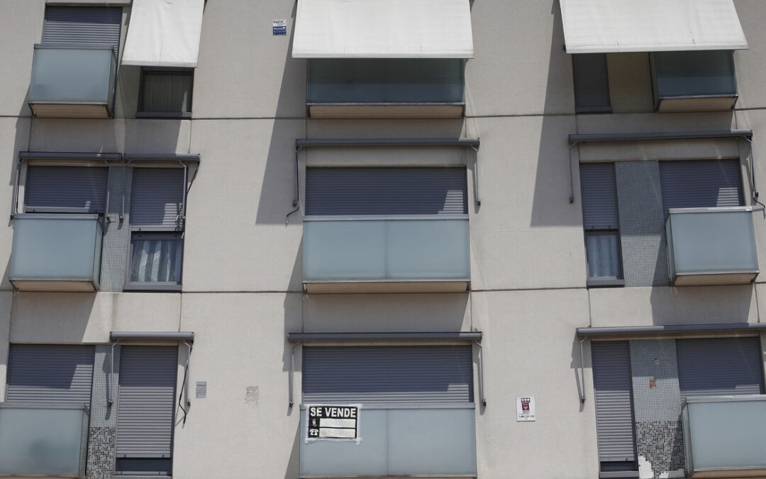 En 2023 caerá la compraventa de viviendas