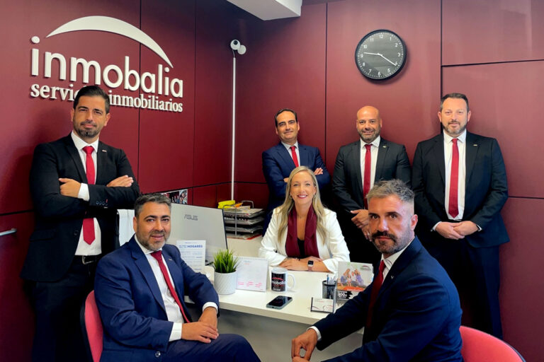 inmobalia-equipo2023-1(1920x1280)