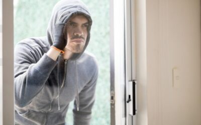 ¿Qué hacer si ocupan tu vivienda este verano?